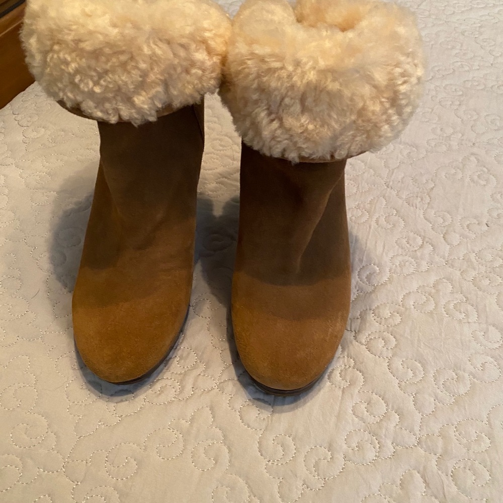 Ugg camel suede boots Size 7